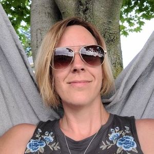 Meet your Posher, Lori